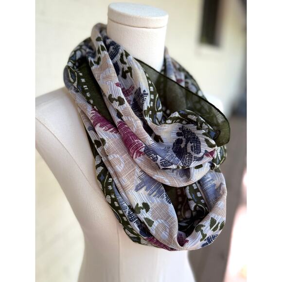 J Jill Lightweight Infinity Scarf Boho Abstract Print Olive Green Blue Beige OS - Picture 3 of 7
